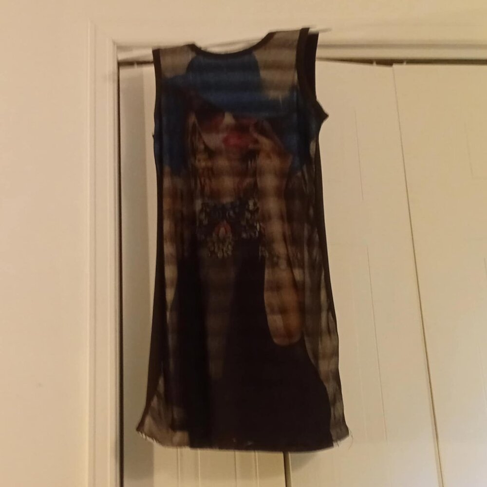 Y2K Graphic Print Tunic Dress with Front Mesh Overlay - Picture 4 of 5